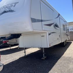 5th Wheel trailer 
