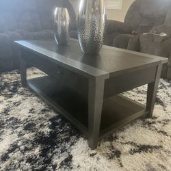 Coffee And End Tables 