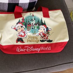 Disney Parks Walt disney world Christmas Red Bag Tote 2025 Santa Mickey MinnieDisney new with tags
