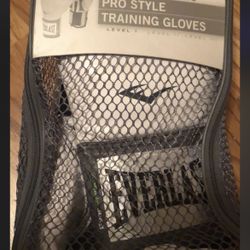 Womens Boxing Gloves 