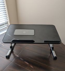 Portable Laptop Desk With Cooling Vent