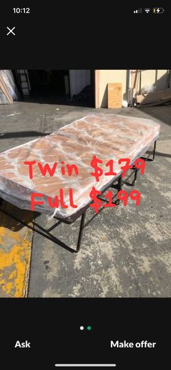 Foldable Bed Twin $179 🌈🌈