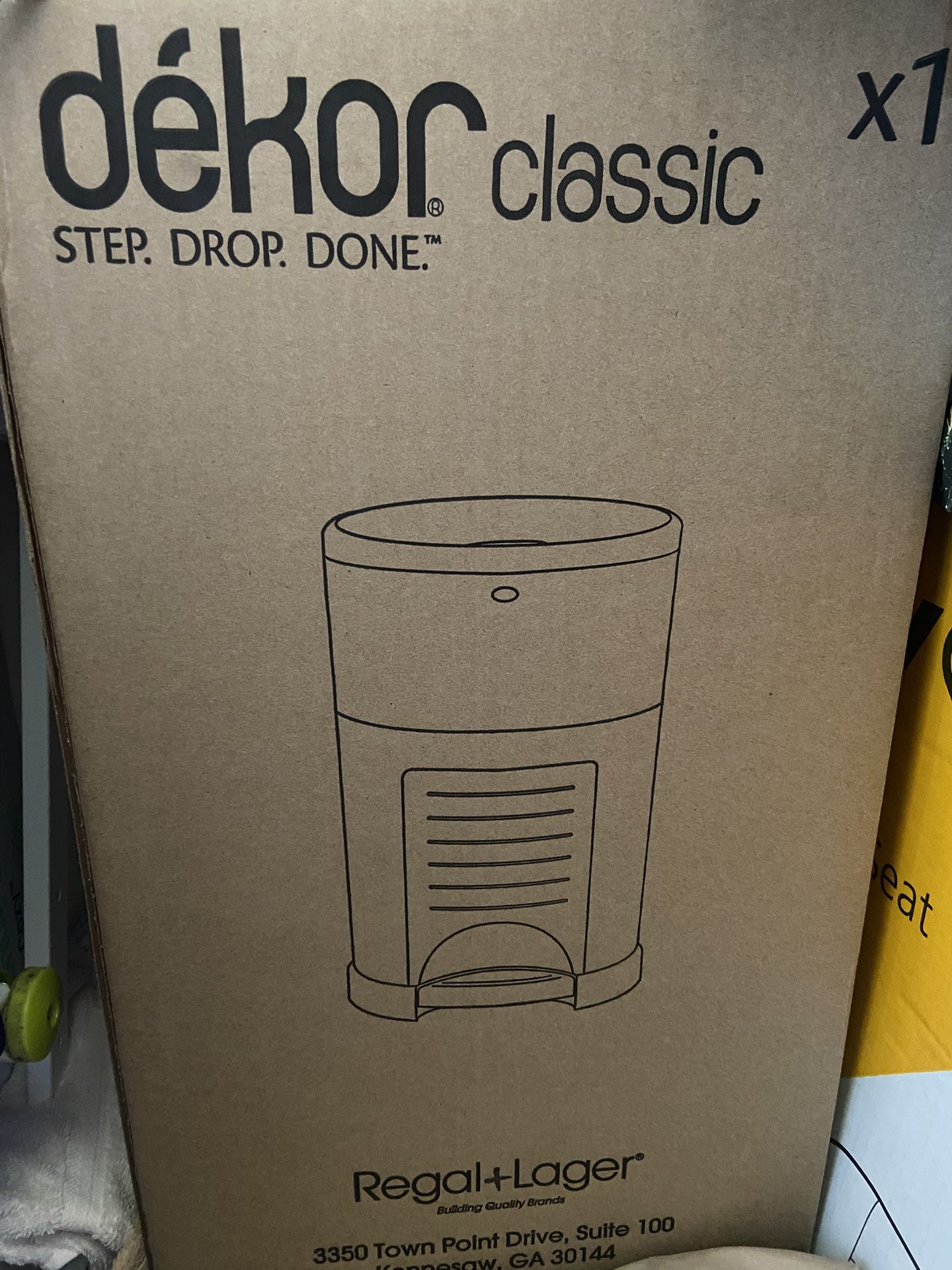 Diaper Dekor Classic Diaper Pail