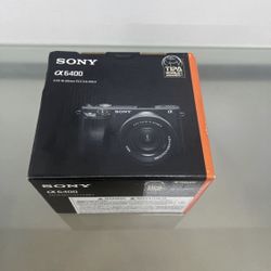 Sony alpha 6400 Mirrorless 4k video camera with E PZ 16-50mm lens 