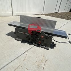 BENCH TOP PORTER CABLE PC160JT 6" VARIABLE SPEED BENCH JOINTER