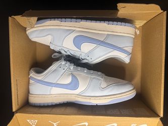 Nike Dunks women’s size 11