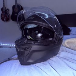 Brand New BILT Charger Helmet – Size Small