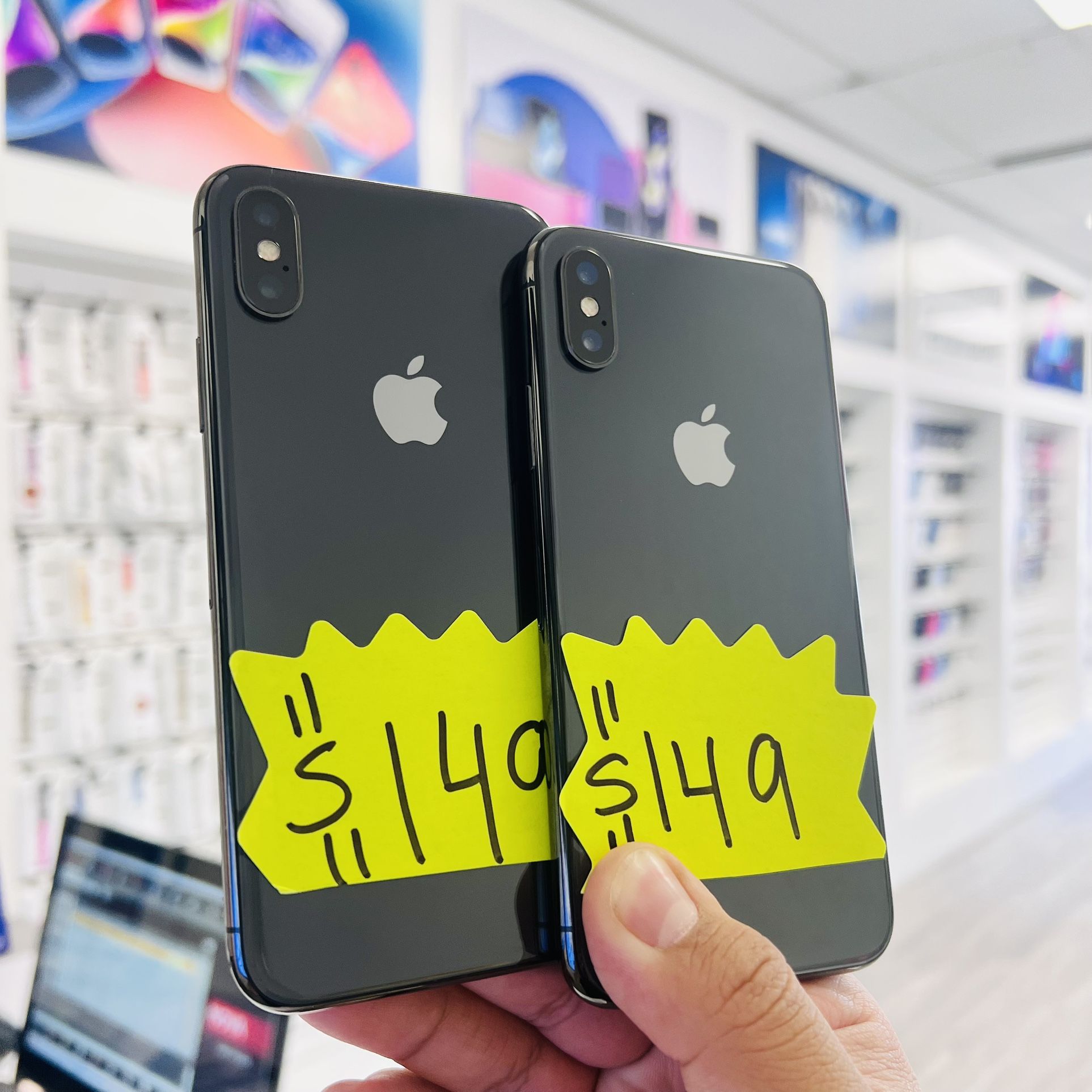 iPhone X 64GB Unlocked