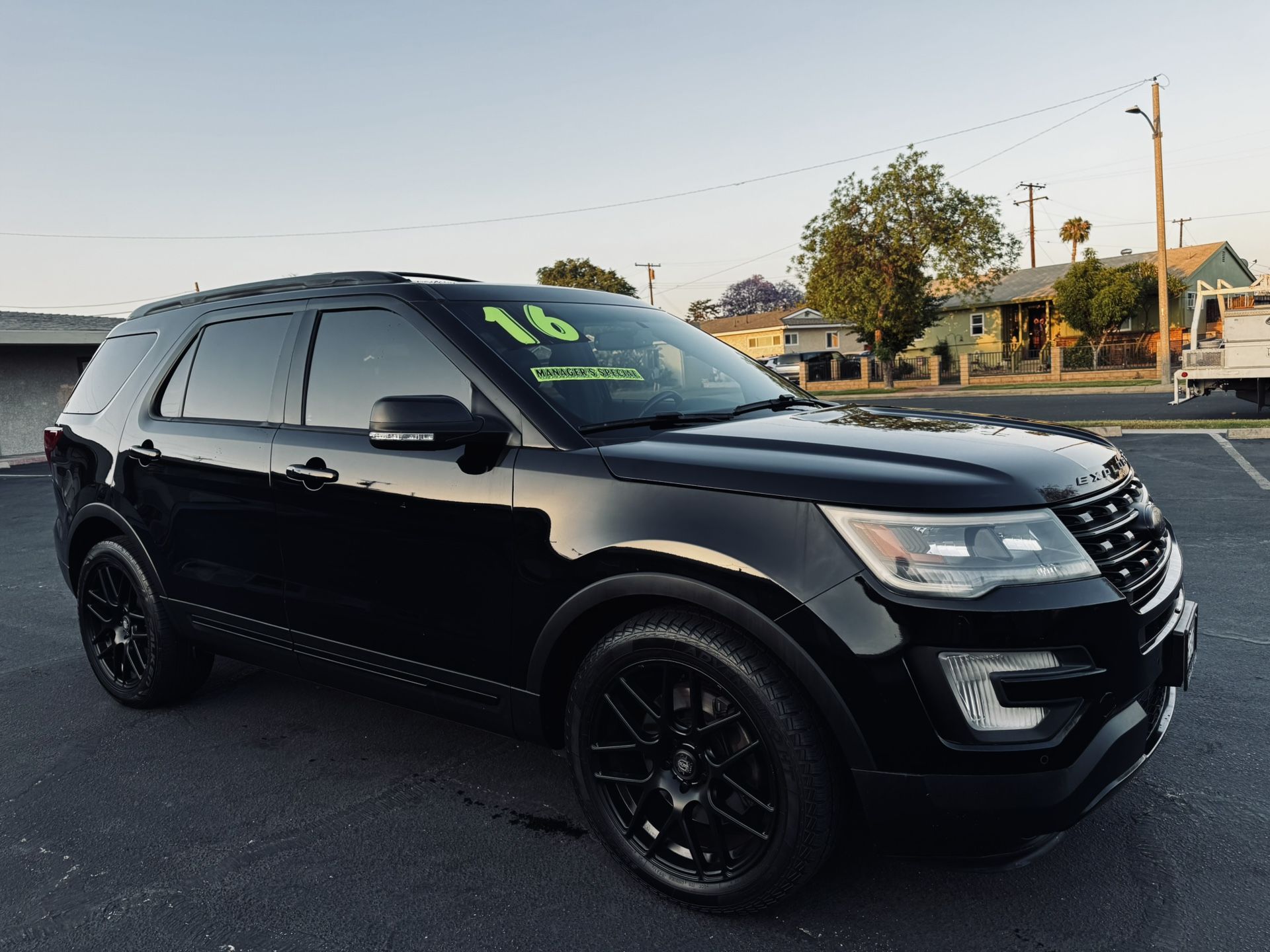 2016 Ford Explorer