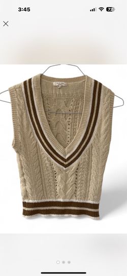 Rag & Bone Stripped V-Neck Sweater Excellent Condition Size XS   If you have any questions about shipping or sizing pls feel free to reach out 😊 Offe