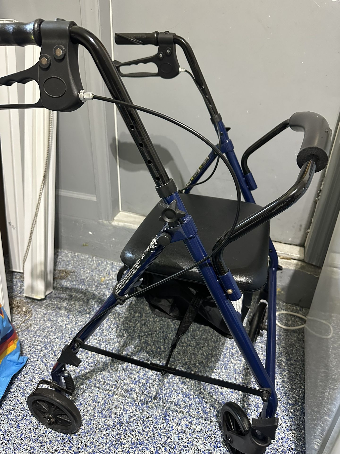 Senior Walker With Seat And Storage 