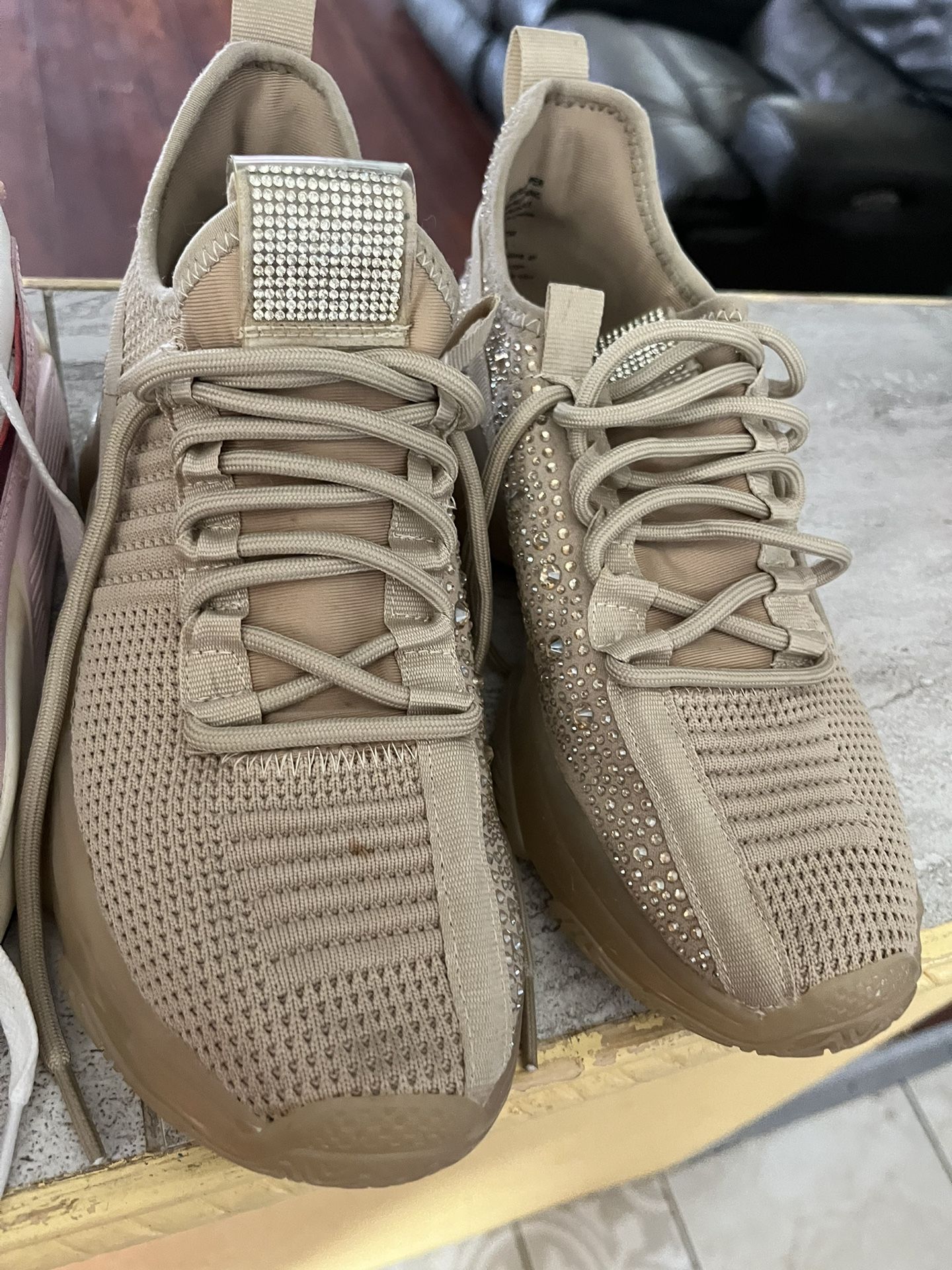 Zapatos #7 Y Ropa S/m En Buen Estado Todo Como Nuevo