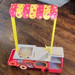 Disney Snacks & Food Counter | Melissa & Doug
