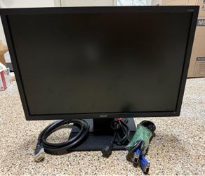 Acer 22" Widescreen Desktop Monitor Bundle (Includes All Cords)