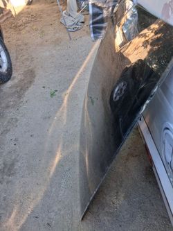2005 GT Mustang  rear-windshield.