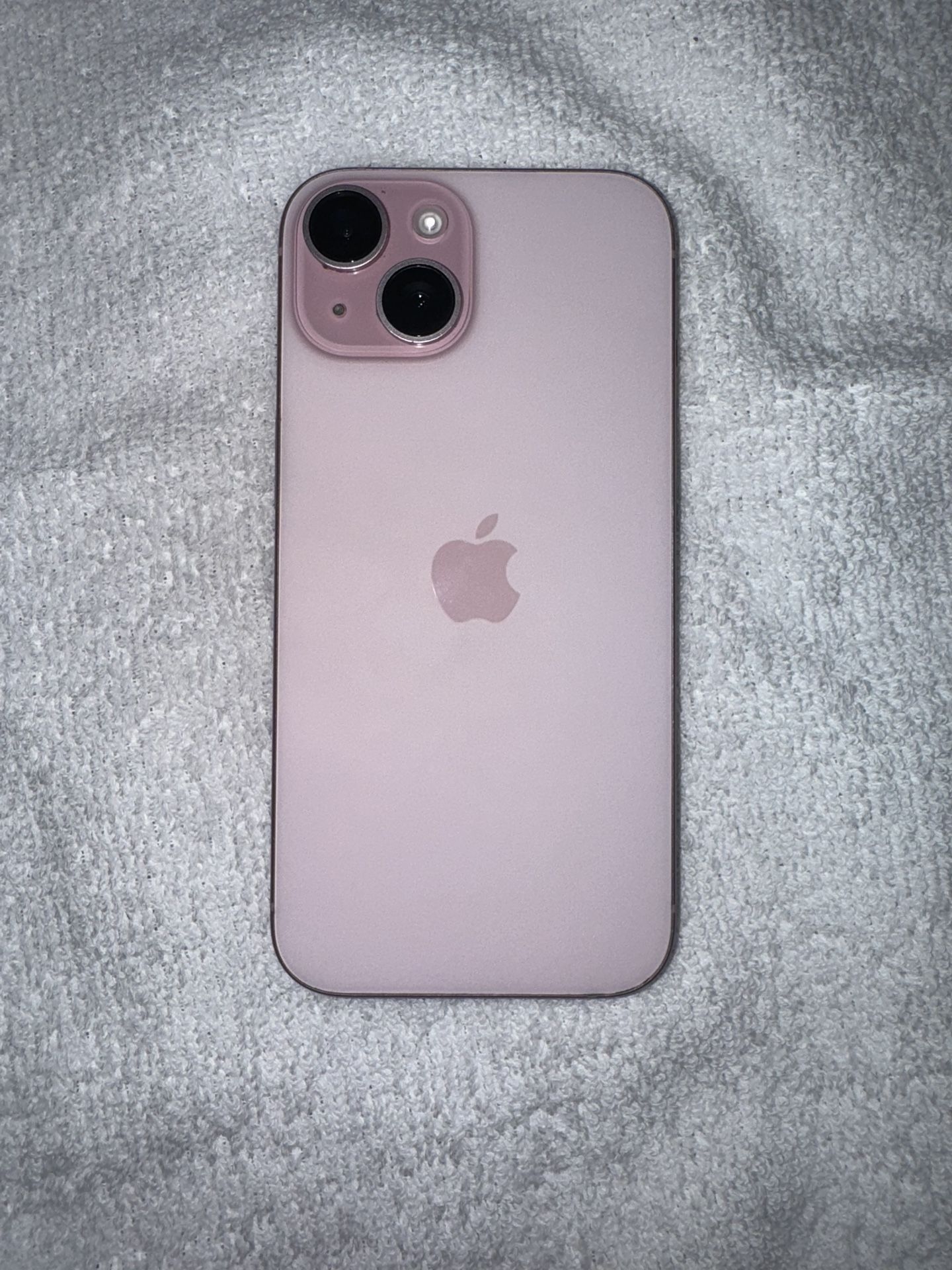 iPhone 15 128GB Pink