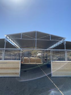 Barns&Corrals 