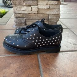 Dr. Martens Men's 1461 Stud Shoes