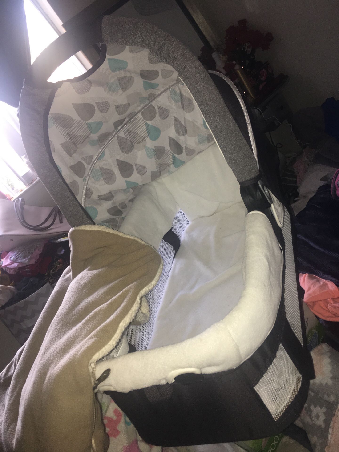 Portable bassinet