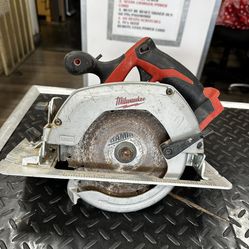 Milwaukee Circular Saw