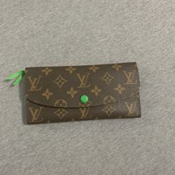 Emilie Wallet