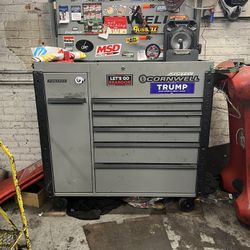 Cornell Power Bank Box