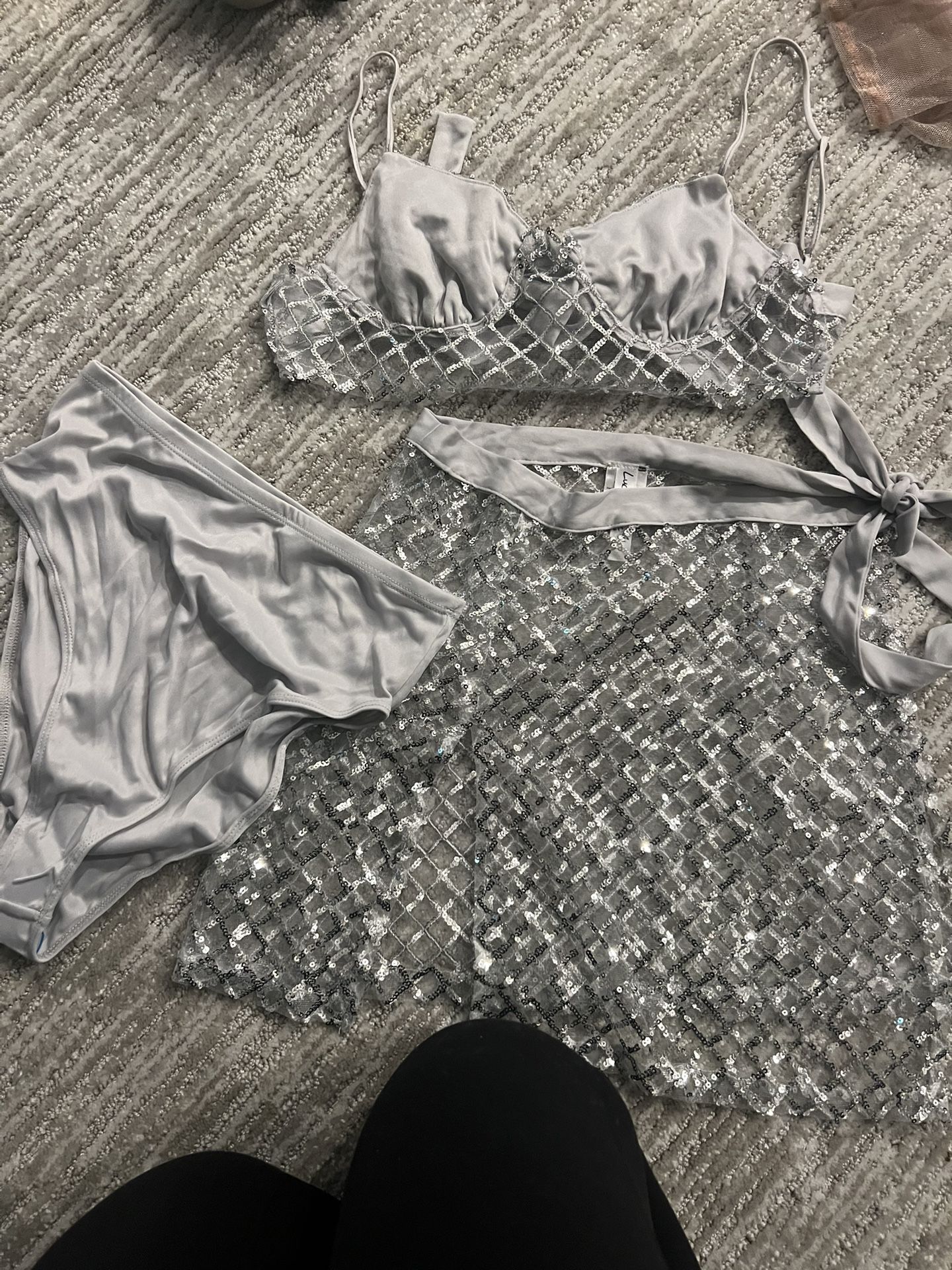 Halloween Small Silver Sequined Showgirl Costume