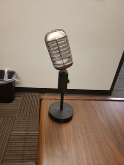 Microphone 