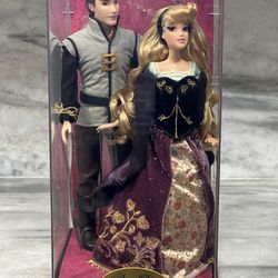300.00 OBO Princess Aurora and Prince Phillip Disney Limited Edition 