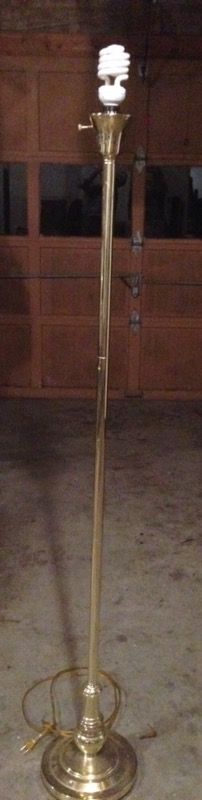 Floor lamp without shade
