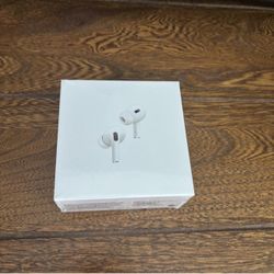 AirPods Pro (2nd Gen) Lightning Ships Fast