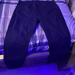 Black Levi’s jeans (idk what type)