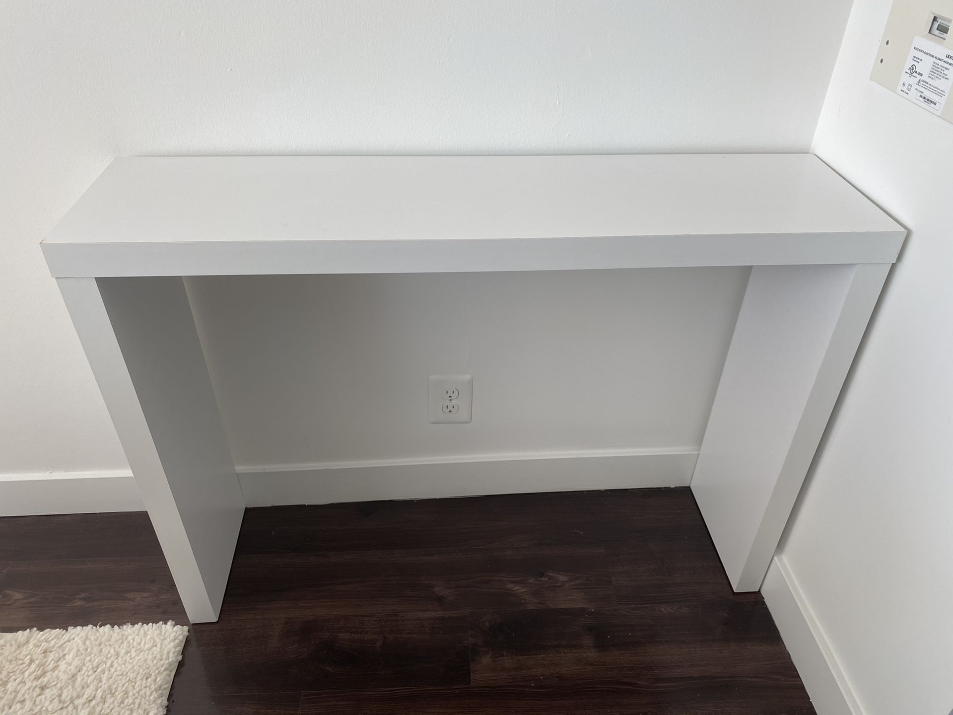 White Entryway/Console Table