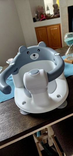 NEW Baby Bath Seat. Make An Offer. MPU
