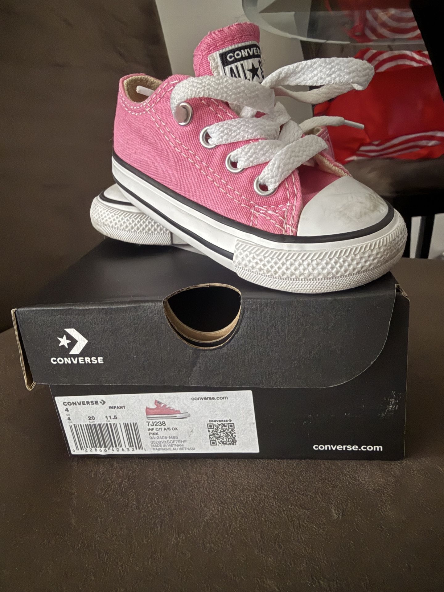 Pink Toddler Converse Size 4c