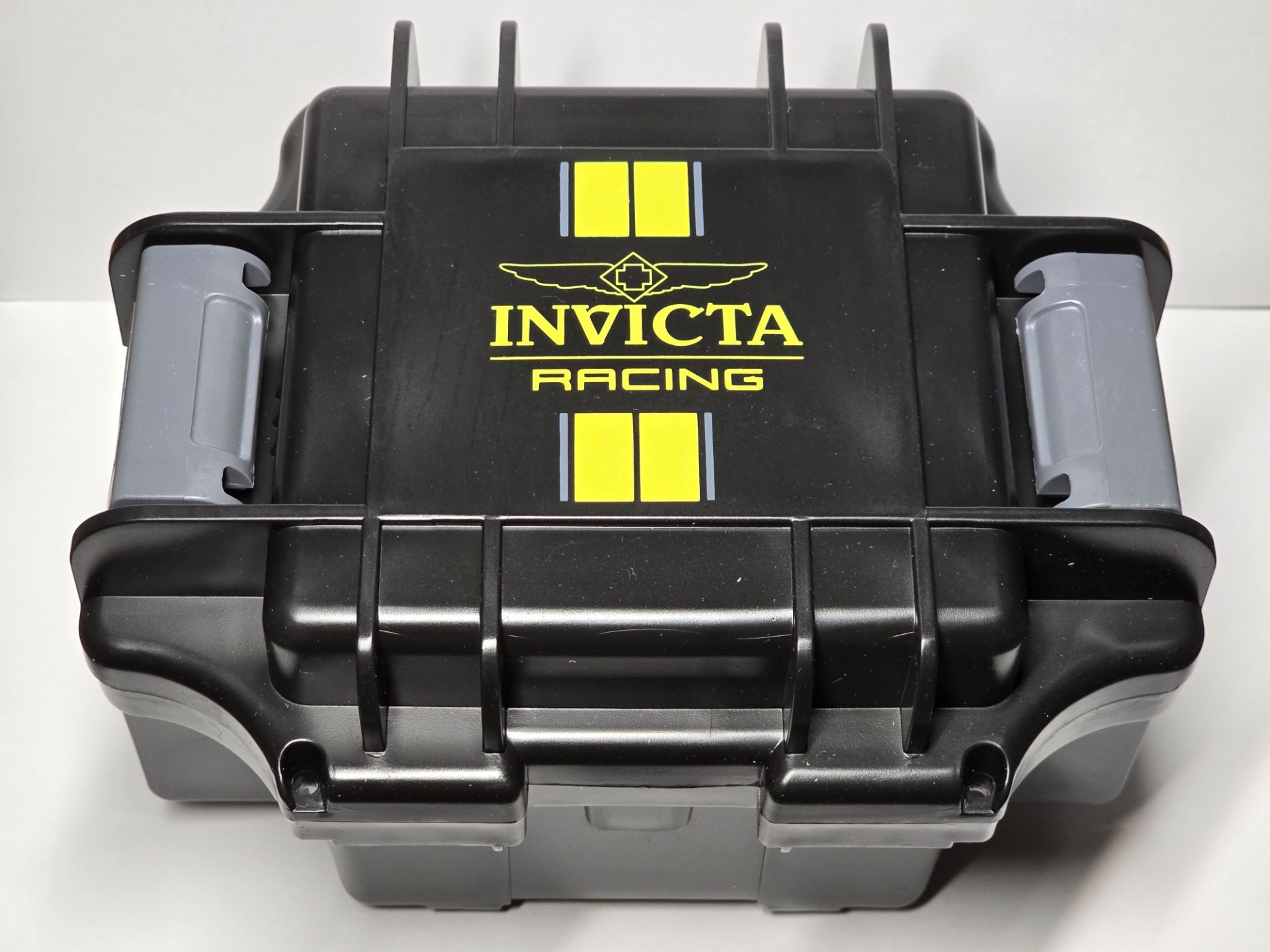 Invicta Racing 1-Slot Dive Impact Watch Case, Black (DC1-RAC)