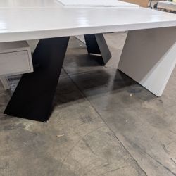 63" Modern Office Desk With Drawer Writing Desk With White & Black Finish