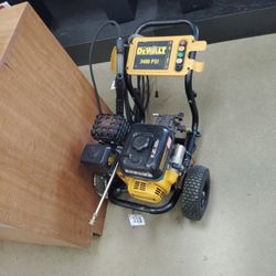 DeWalt Power washer 