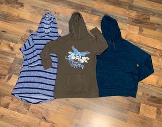 Women’s Med. Pullover Bundle Deal