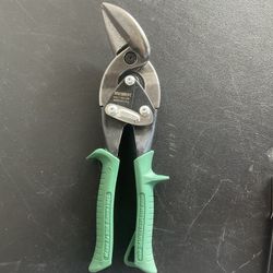 Midwest Offset Right Aviation Snip Metal