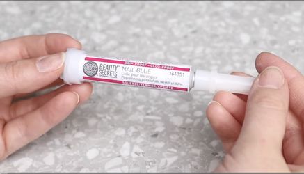 Press On Nail Application