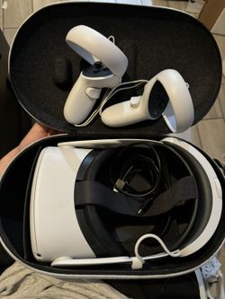 Oculus Quest 2 With Extended Battery