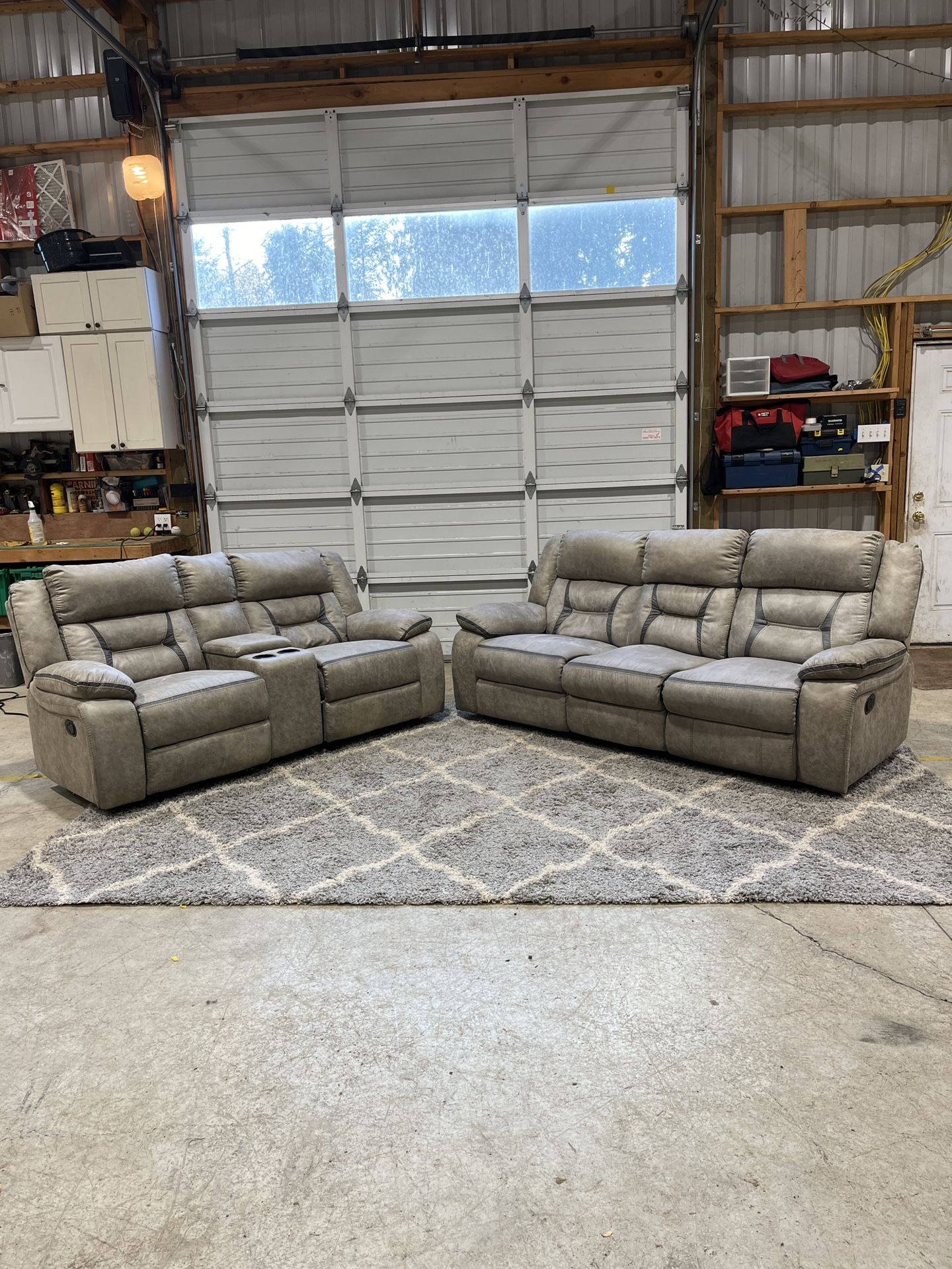 🛋️ Modern Reclining Sofa & Loveseat Set – Rocking Recliners + Drop-Down Table w/ Chargers!
