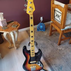 Fender Jazz Hybrid
