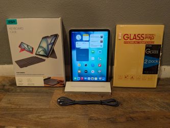 Apple iPad Air 5th Gen 10.9" Retina Display WiFi/Cellular 64GB