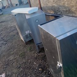 Commercial Restaurant Equipment  That Used  To Be At Dennys 