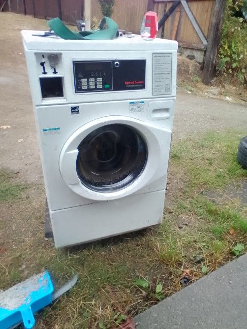 Speed Queen Commercial Washer