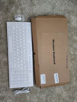 Fenifox white wireless keyboard