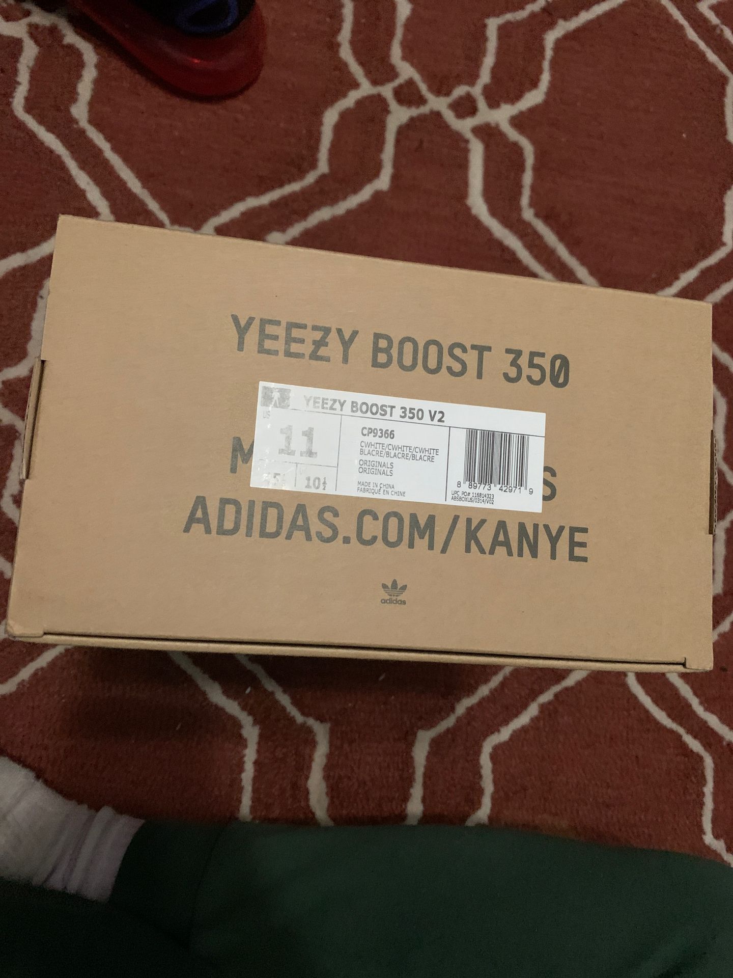 Yeezy Creams 350 Size 11