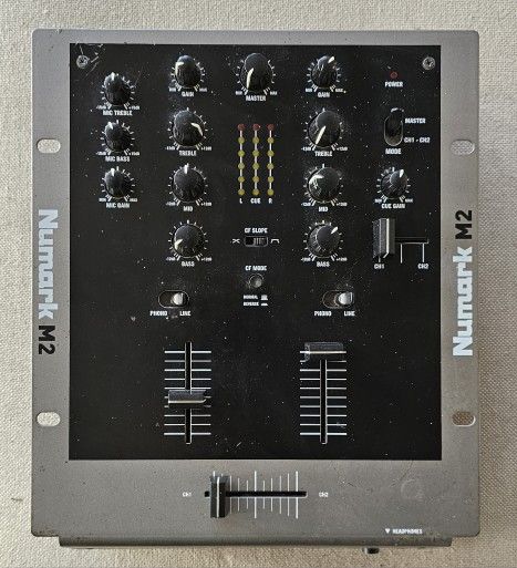 NUMARK M2 MIXER 🎛